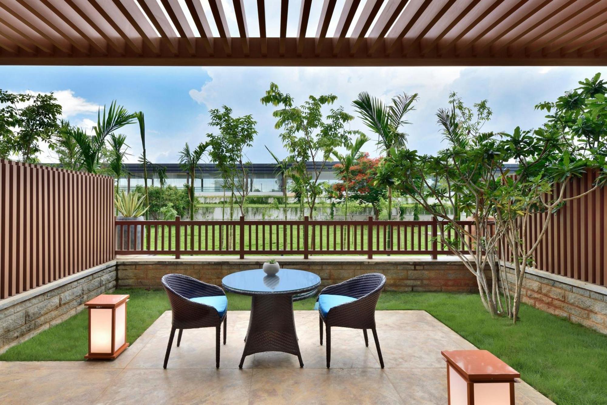 Jw Marriott Hotel Bengaluru Prestige Golfshire Resort & Spa Avati Экстерьер фото