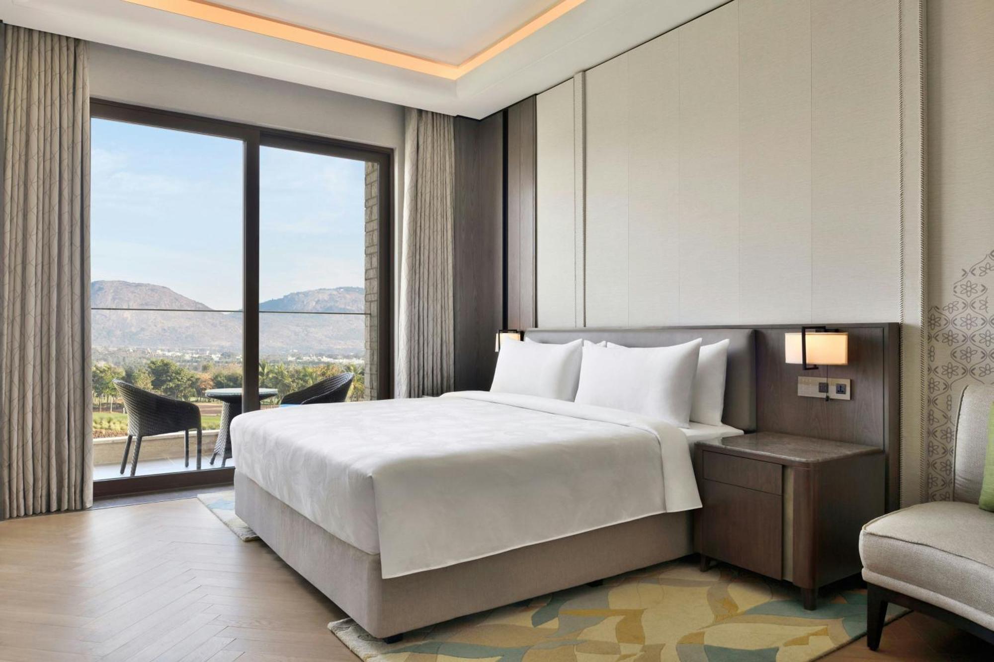 Jw Marriott Hotel Bengaluru Prestige Golfshire Resort & Spa Avati Экстерьер фото
